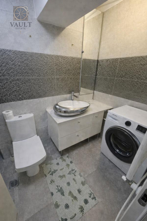 Apartament 3 camere - DECOMANDAT- PIATA Alba Iulia 