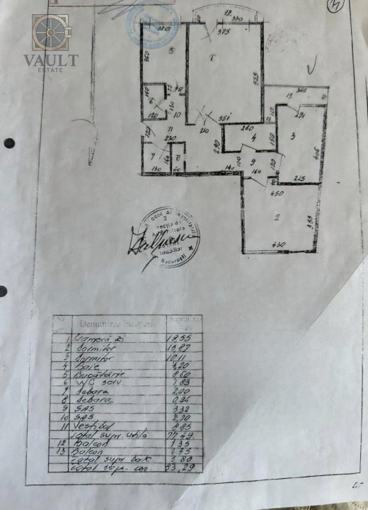 Apartament 3 camere - DECOMANDAT- PIATA Alba Iulia 