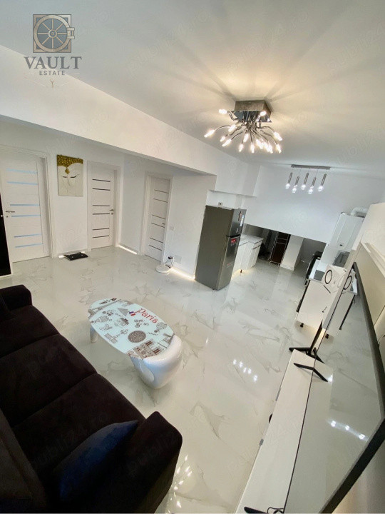 Apartament 2 camere - CURTE 130 MP - zona APARATORII PATREI 