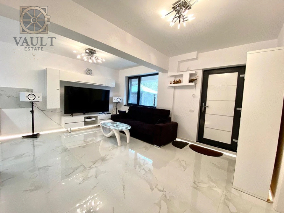 Apartament 2 camere - CURTE 130 MP - zona APARATORII PATREI 