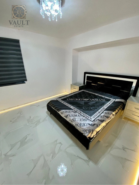 Apartament 2 camere - CURTE 130 MP - zona APARATORII PATREI 