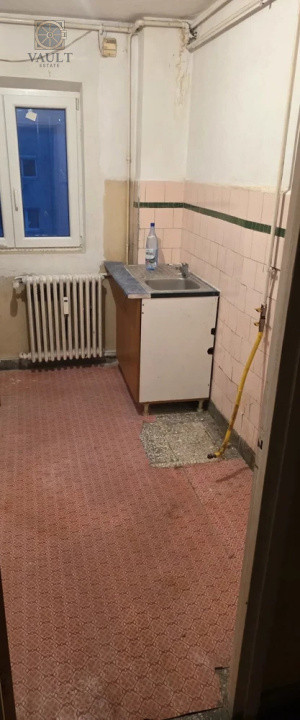 3 Camere - Bloc Anvelopat - Piata Minis - TITAN 