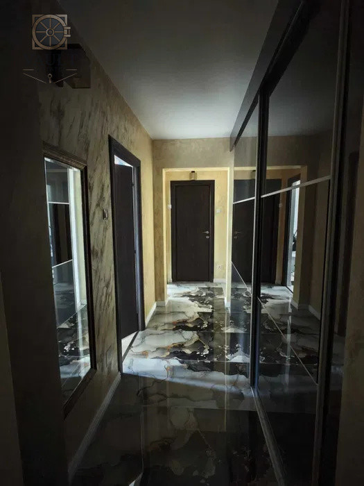 APARTAMENT 3 CAMERE - CENTRALA PROPRIE - METROU GORJULUI
