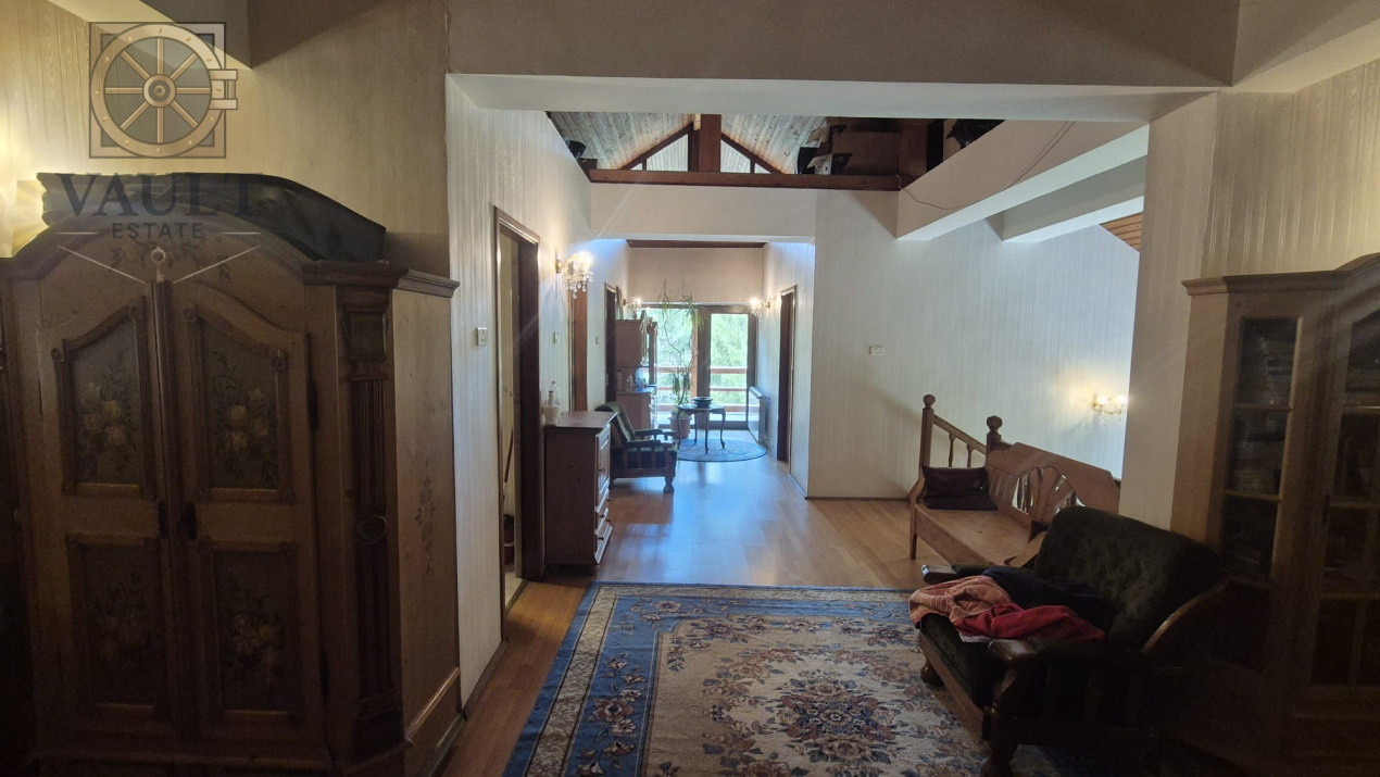 Vila - SINAIA - 4000MP TEREN - Langa Izvorul Dorului
