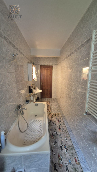 Vila - SINAIA - 4000MP TEREN - Langa Izvorul Dorului