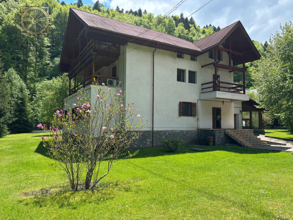 Vila - SINAIA - 4000MP TEREN - Langa Izvorul Dorului