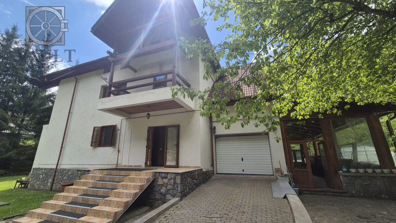 Vila - SINAIA - 4000MP TEREN - Langa Izvorul Dorului