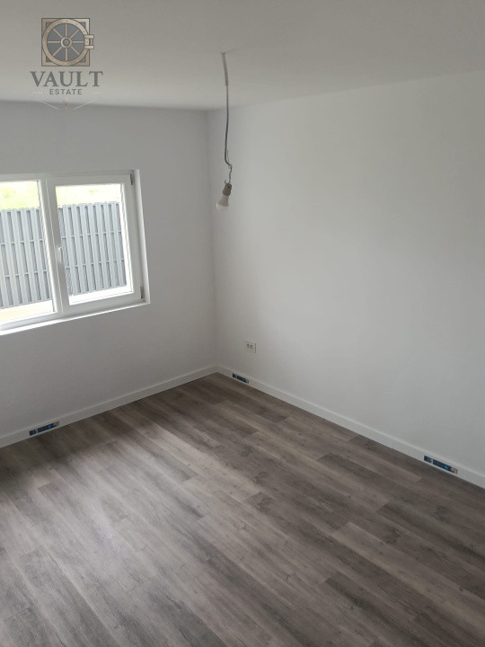 Casa Individuala-Comuna Berceni- Vidra -3 camere-Teren 349mp 