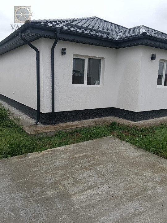 Casa Individuala-Comuna Berceni- Vidra -3 camere-Teren 349mp 