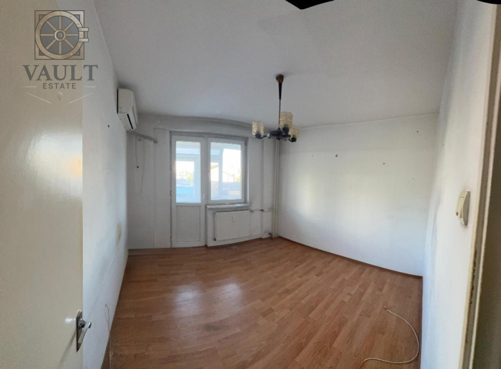 2 camere de renovat - BLOC ANVELOPAT - Bulevardul Brancoveanu 