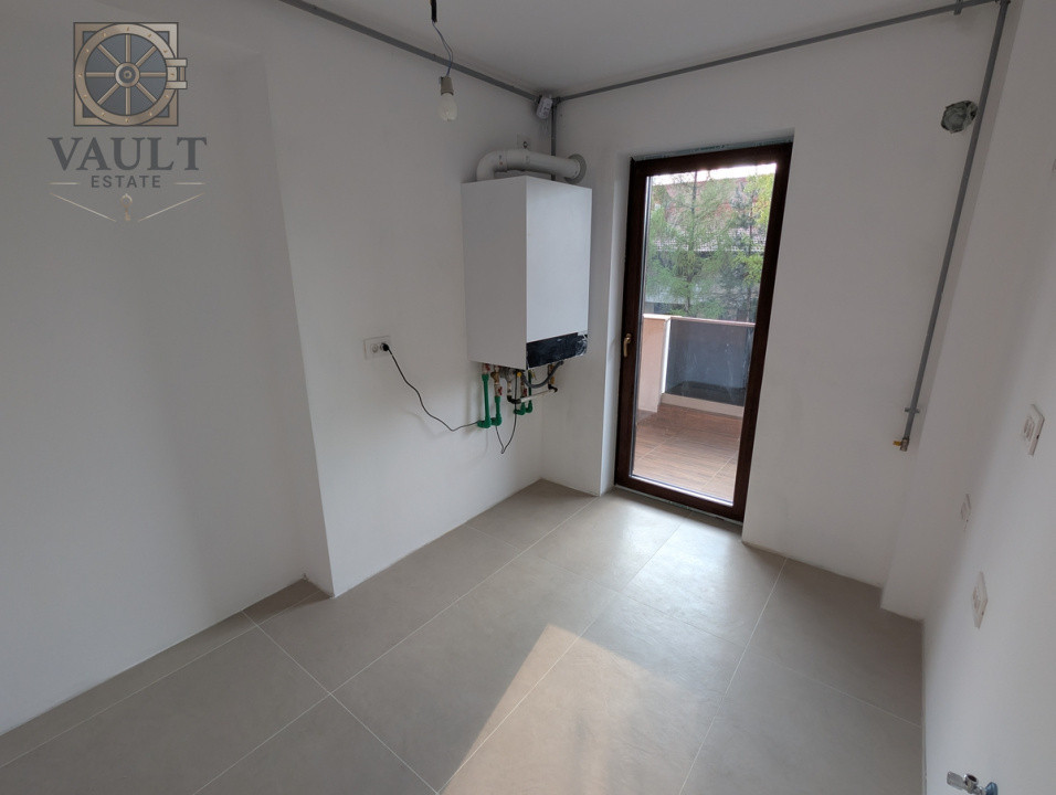 2 CAMERE • 2 BAI • 72 MP • TERASA 18 MP • JANDARMERIEI