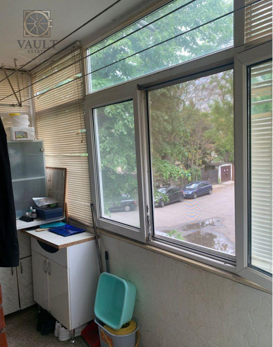 Apartament 3 camere -60.96mp -4 minute metrou Costin Giorgian 