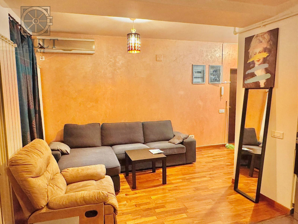 2 CAMERE - EMINESCU - TOAMNEI