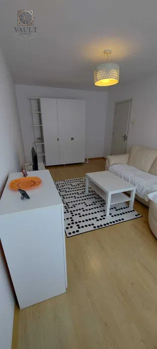 Apartament 2 camere - DECOMANDAT - zona RAHOVA 