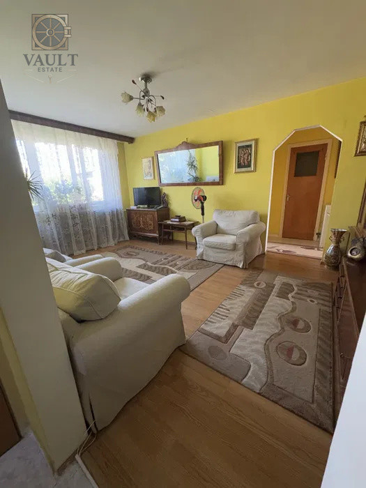 Apartament 3 camere - BLOC ANVELOPAT - zona DRISTOR