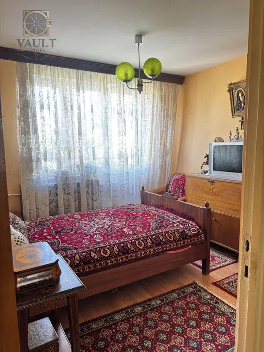 Apartament 3 camere - BLOC ANVELOPAT - zona DRISTOR