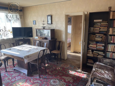 Apartament 3 camere - ETAJ 1 - zona PIATA VICTORIEI