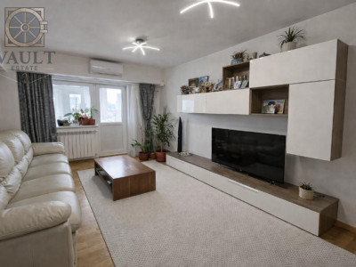 Apartament 3 camere - DECOMANDAT- PIATA Alba Iulia 