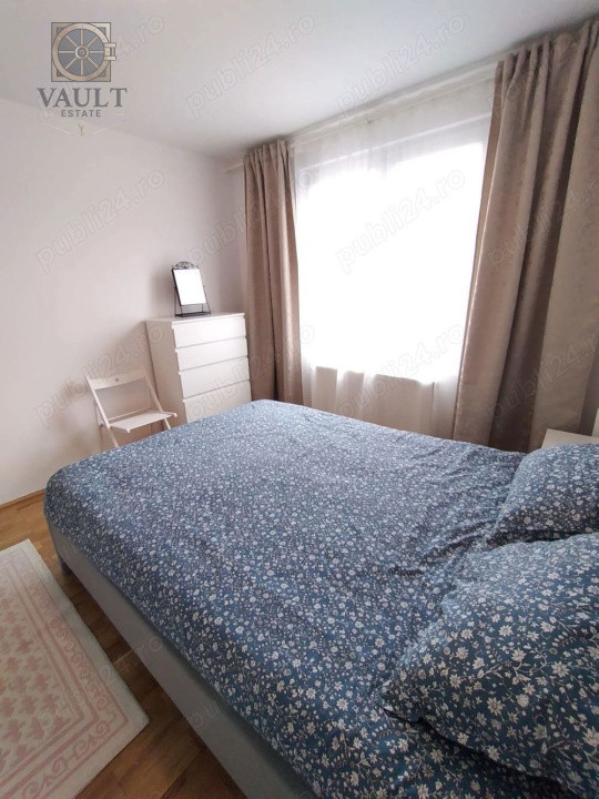 Apartament 3 camere - CENTRALA PROPRIE - zona APARATORII PATRIEI 