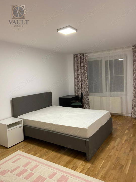 Apartament 3 camere - CENTRALA PROPRIE - zona APARATORII PATRIEI 