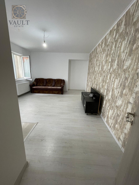 Apartament 3 camere- PARTER INALT -BALCON -METALURGIEI