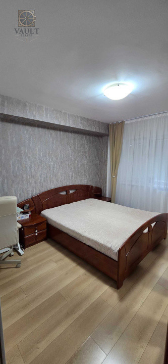 Apartament 4 camere - Politehnica - zona Lujerului