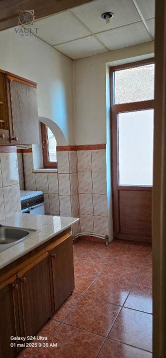 3 camere - 108 MP - Decomandat - Calea Calarasilor