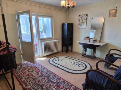 Apartament 3 camere Tei-Teiul Doamnei-Imobil Reabilitat