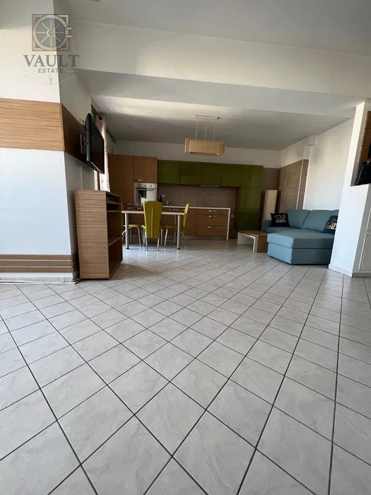 Apartament 2 camere - 2012 - zona Decebal