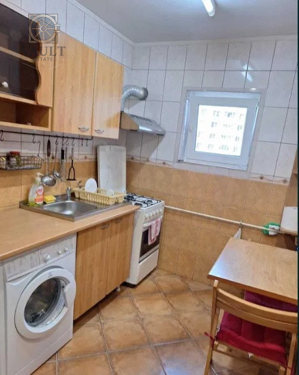Apartament 3 camere -  8 minute metrou Nicolae Grigorescu 