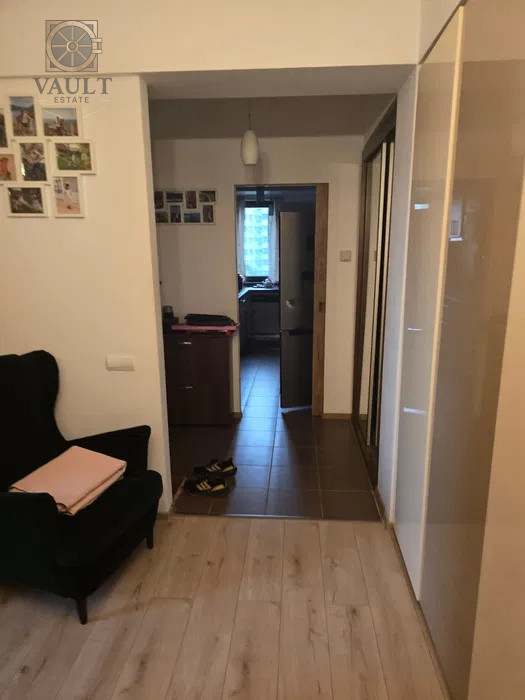 Apartament 2 camere - 2011 - Fizicienilor 