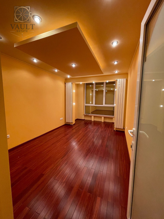 Apartament 3 camere - zona 1 Decembrie 1918