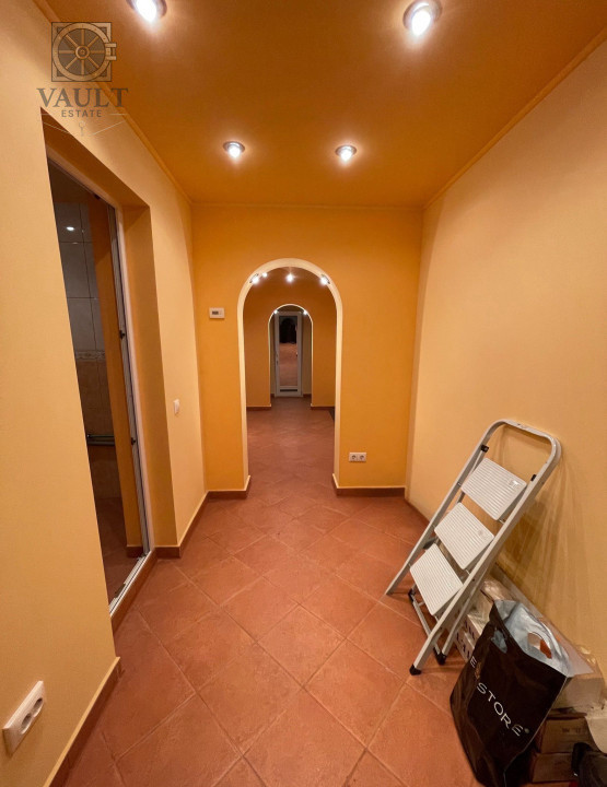 Apartament 3 camere - zona 1 Decembrie 1918