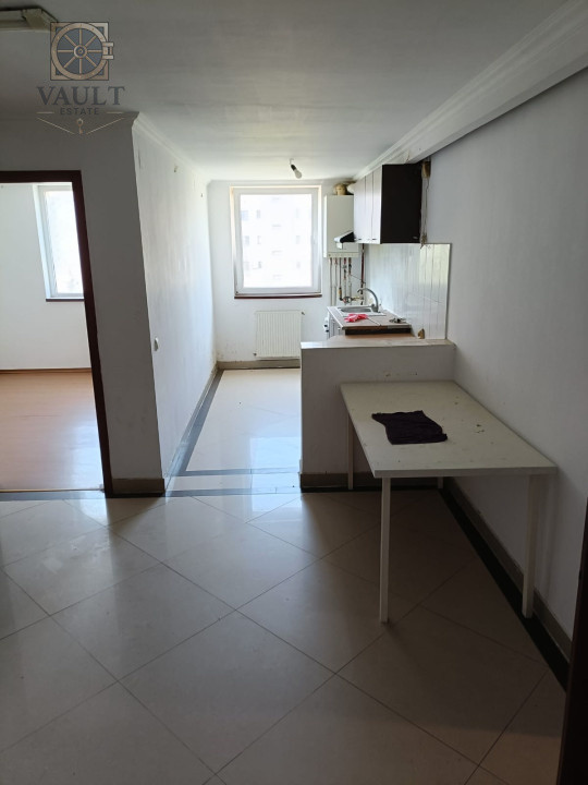 Apartament 3 camere  - 2009 - Fundeni