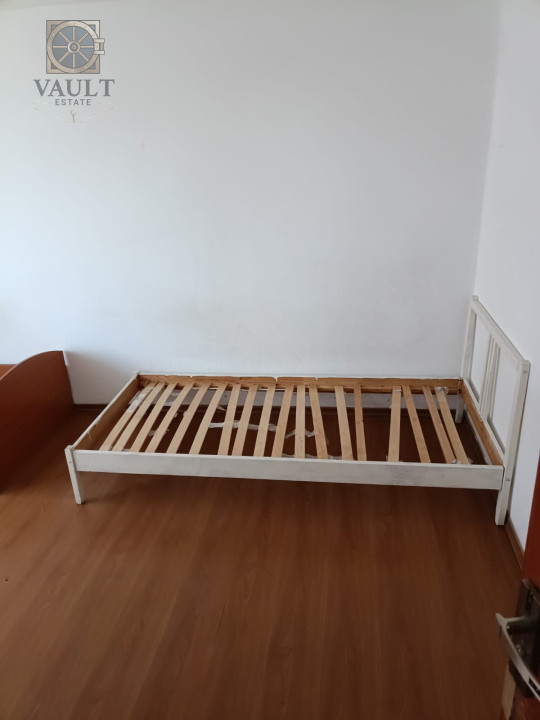 Apartament 3 camere  - 2009 - Fundeni