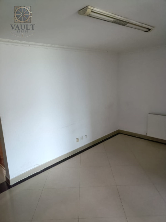 Apartament 3 camere  - 2009 - Fundeni