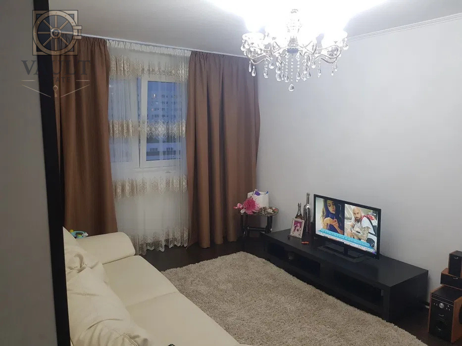 Apartament 4 camere - Scoala Gimnaziala 112 - zona Salajan