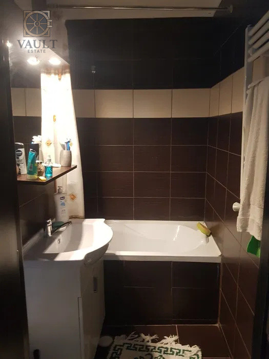 Apartament 4 camere - Scoala Gimnaziala 112 - zona Salajan