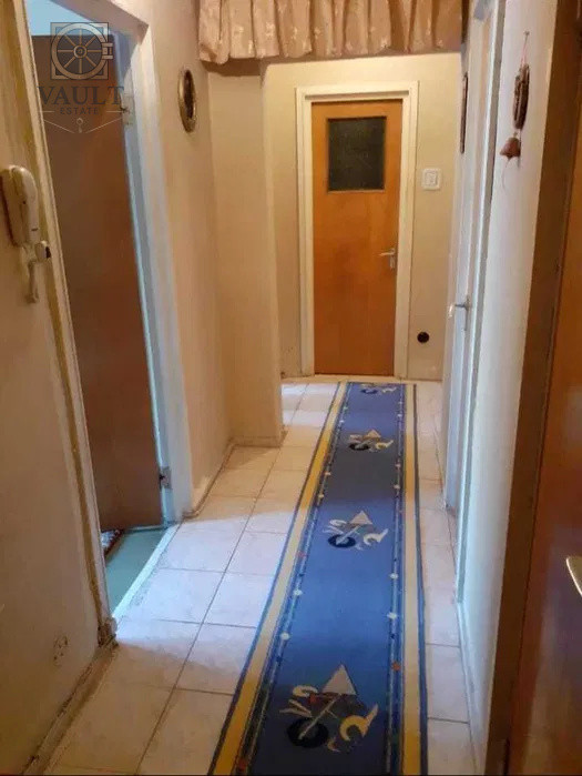 Apartament 3 camere - zona Gorjului