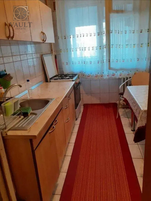 Apartament 3 camere - zona Gorjului