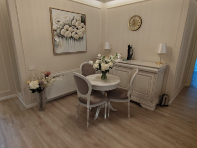 APARTAMENT 3 CAMERE-PANDURI-MOBILAT-UTILAT-LUX-2 BAI