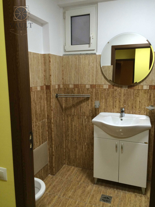 Apartament 2 camere - BLOC ANVELOPAT - zona CANTEMIR 