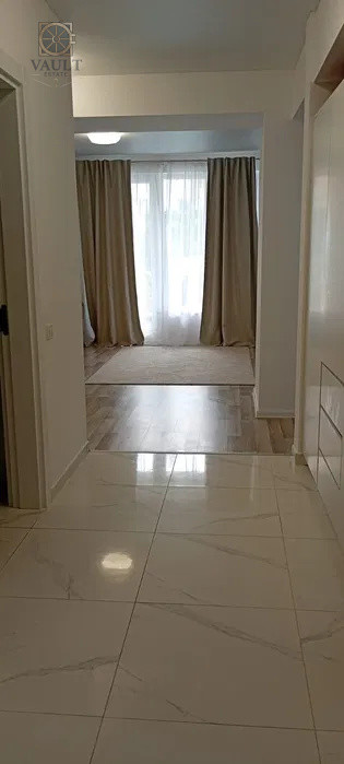 Apartament 3 camere - TERASA 40 MP - zona METALURGIEI 