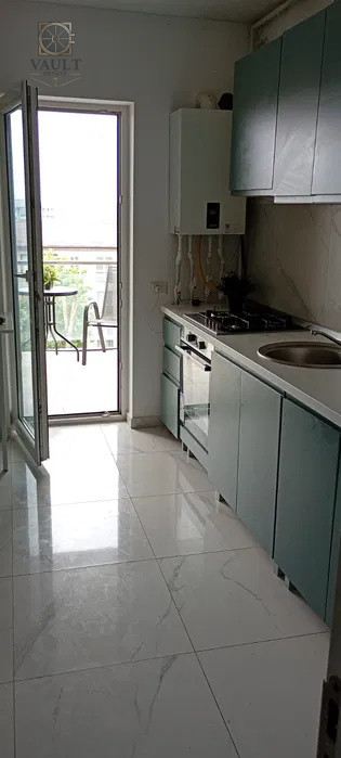 Apartament 3 camere - TERASA 40 MP - zona METALURGIEI 