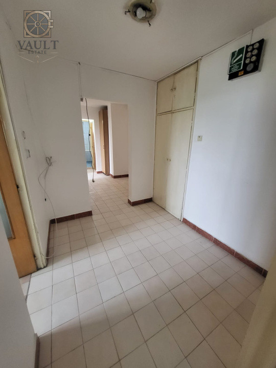 APARTAMENT 3 CAMERE-DECOMANDAT-TRAFIC GREU-ELECTROMAGNETICA-TUTUNARI 