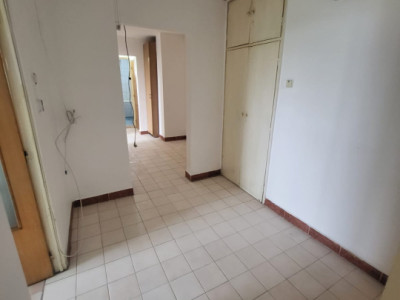 APARTAMENT 3 CAMERE-DECOMANDAT-TRAFIC GREU-ELECTROMAGNETICA-TUTUNARI 