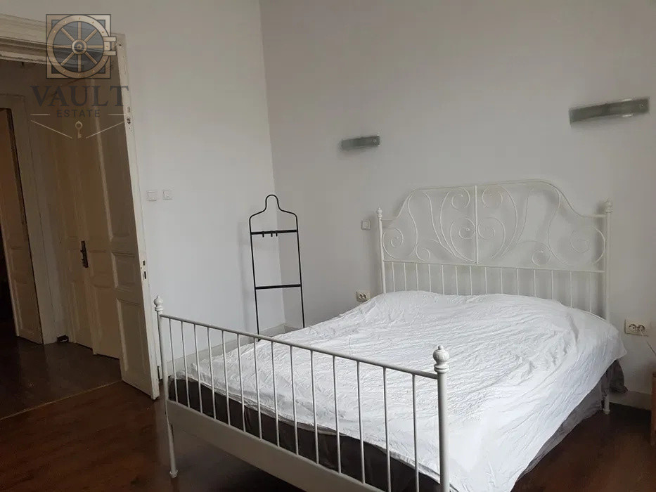 Apartament 3 camere in vila - Piata Regina Maria