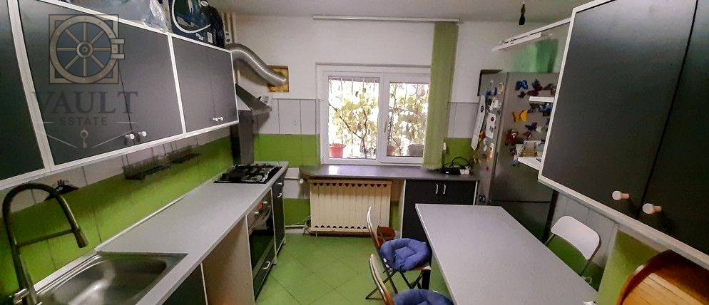 Apartament 3 camere - Calea 13 Septembrie - Drumul Sarii