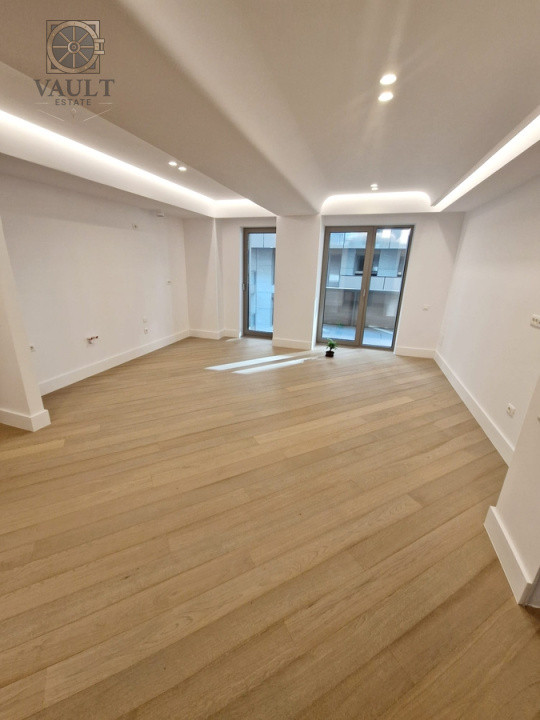 Apartament 3 camere - TERASA 12 MP - CORTINA 