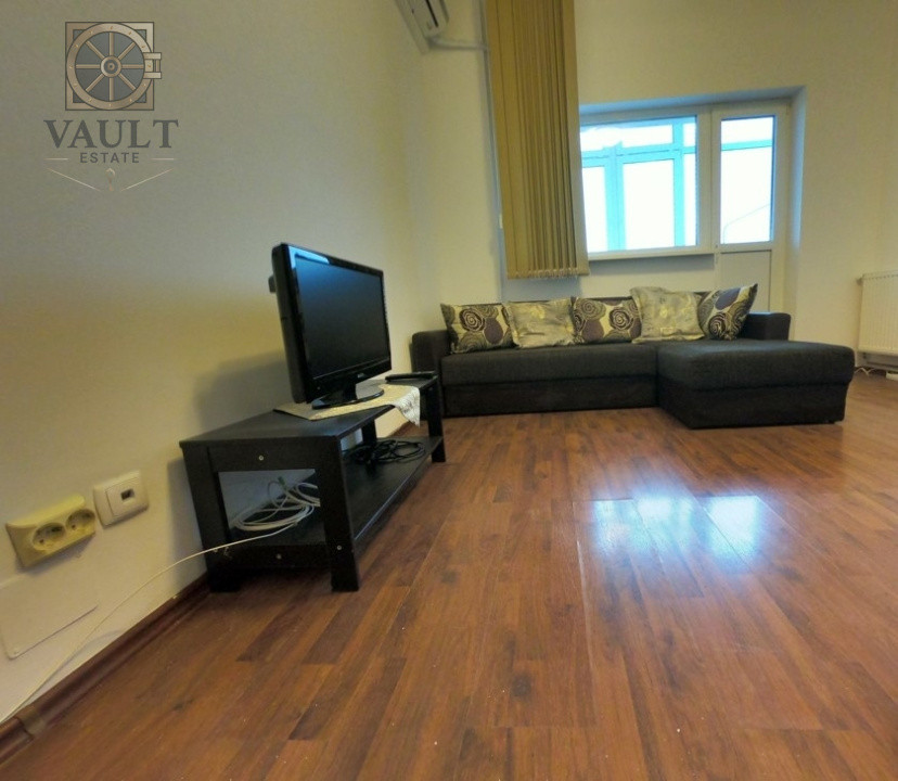Apartament 2 camere - centrala proprie + boxa  - zona Mosilor - Risc Seismic 1 